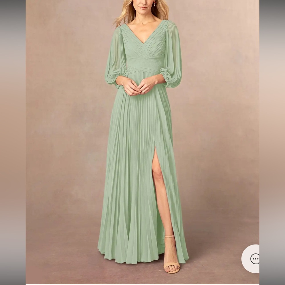 Azazie Sage Green 3/4 Sleeve Pleated Maxi Dress Sz‎ A4